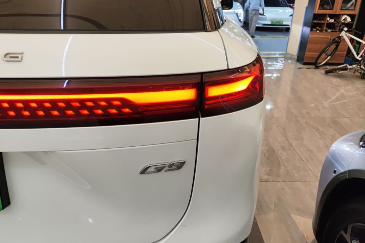 Xpeng G9 2023 immagine di auto #8