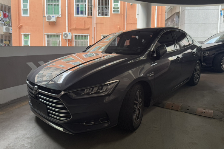 BYD Qin Pro New Energy 2020 immagine di auto #8