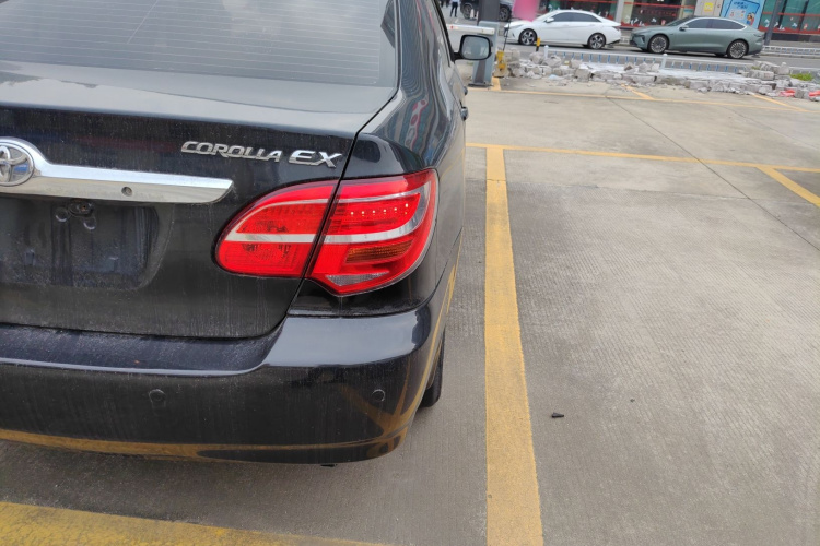 Toyota Corolla (Classic) 2015 #8 Toyota Corolla (Classic) 2015 immagine di auto #8