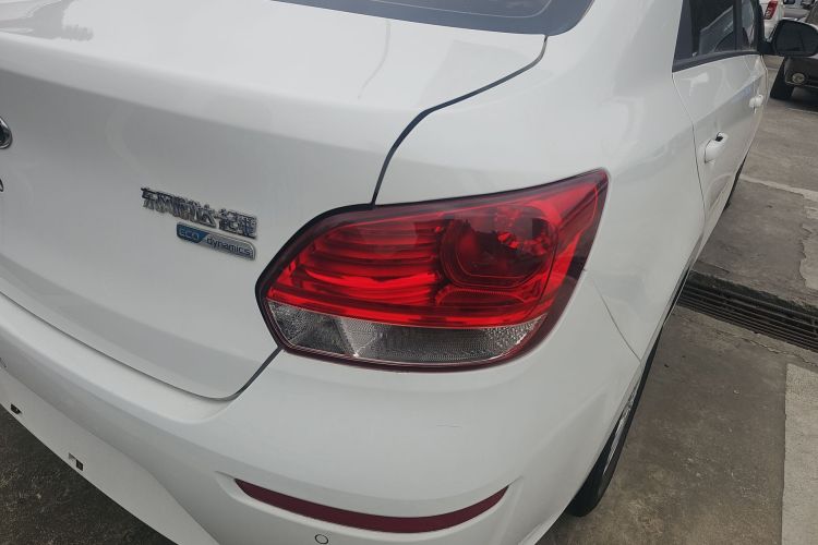 起亚 焕驰 2018 汽车图片 #8