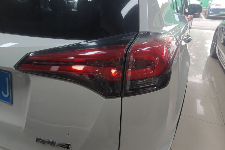 丰田 RAV4荣放 2017 汽车图片 #8