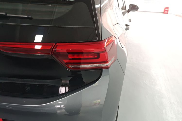 Volkswagen ID.3 2024 car image #8