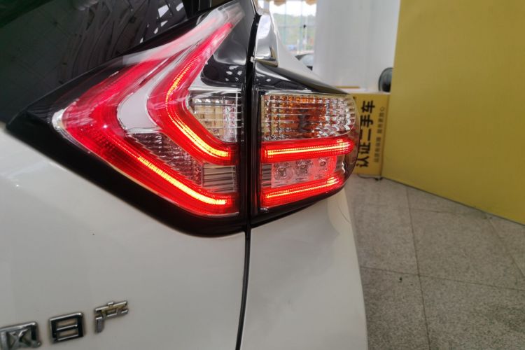 Nissan Murano 2020 image de voiture #8