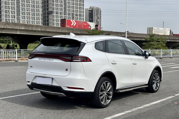 BYD Tang 2019 car image #8
