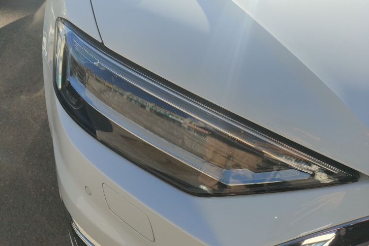 Audi A8 2019 image de voiture #8