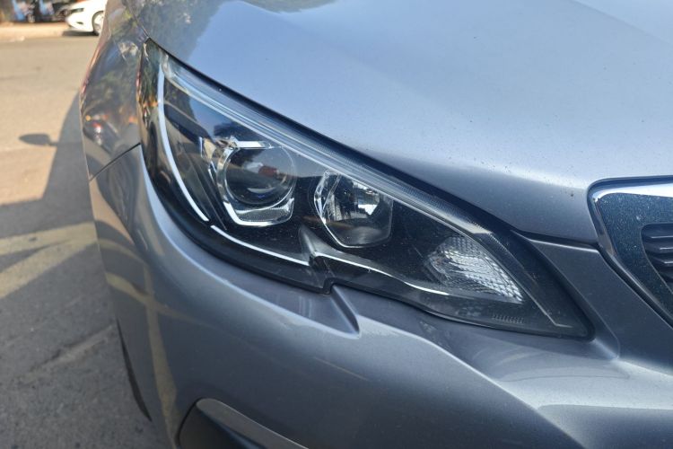 Peugeot 308 2017 #8 Peugeot 308 2017 car image #8