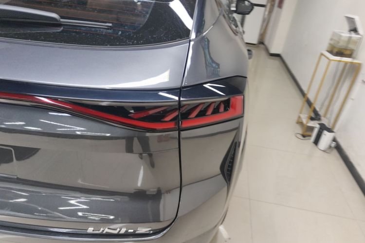 Changan UNI-Z 2025 #8 Changan UNI-Z 2025 car image #8