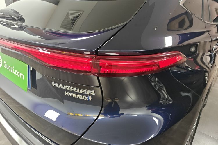 Toyota Harrier 2023 car image #8