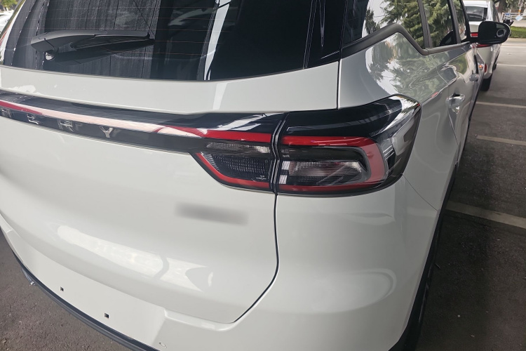 Chery Tiggo 7 Plus 2023 car image #8