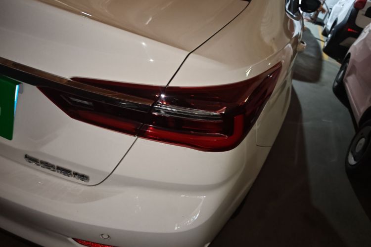 Ford Escort 2021 car image #8