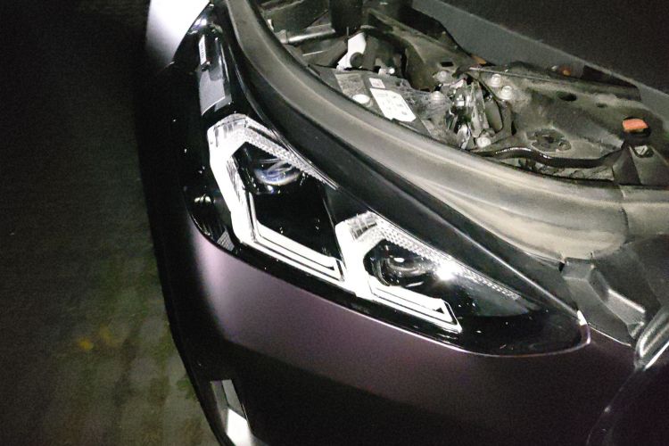 BMW iX1 2024 #8 BMW iX1 2024 car image #8