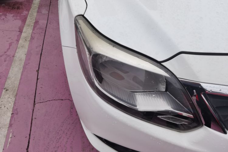 Changan Alsvin V3 2016 #8 Changan Alsvin V3 2016 car image #8