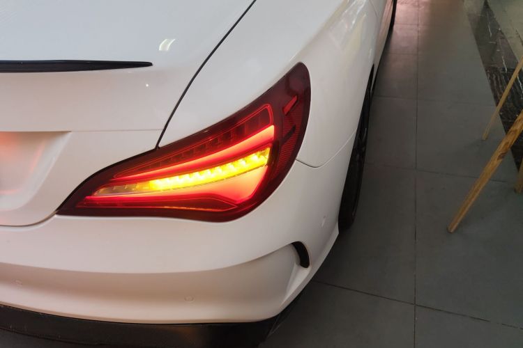 Mercedes-Benz CLA AMG 2018 car image #8