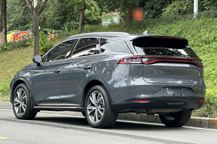 BYD Tang New Energy 2019 immagine di auto #8