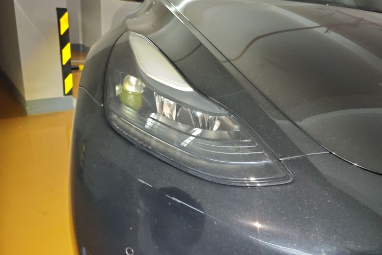 Tesla Model Y 2022 #8 Tesla Model Y 2022 car image #8