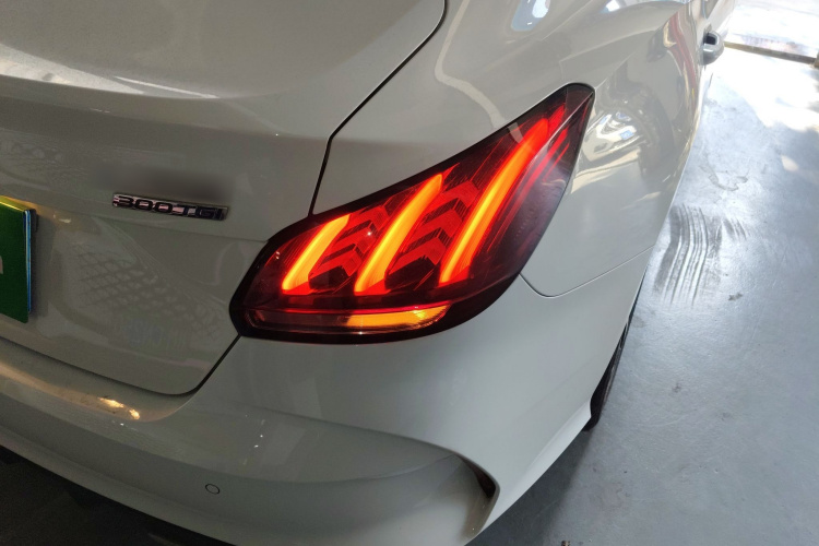 5 2021 car image #8