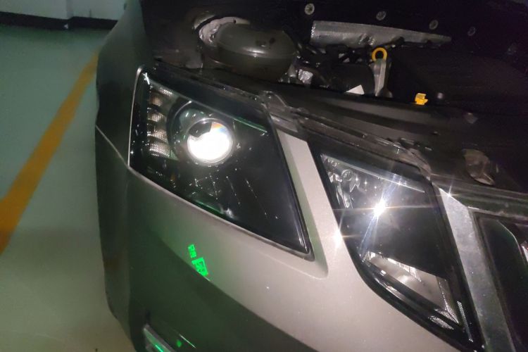 Skoda Octavia 2019 car image #8