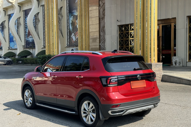 Volkswagen T-Cross 2020 #8 Volkswagen T-Cross 2020 car image #8