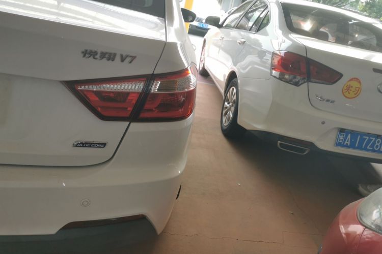 长安 悦翔V7 2015 汽车图片 #8