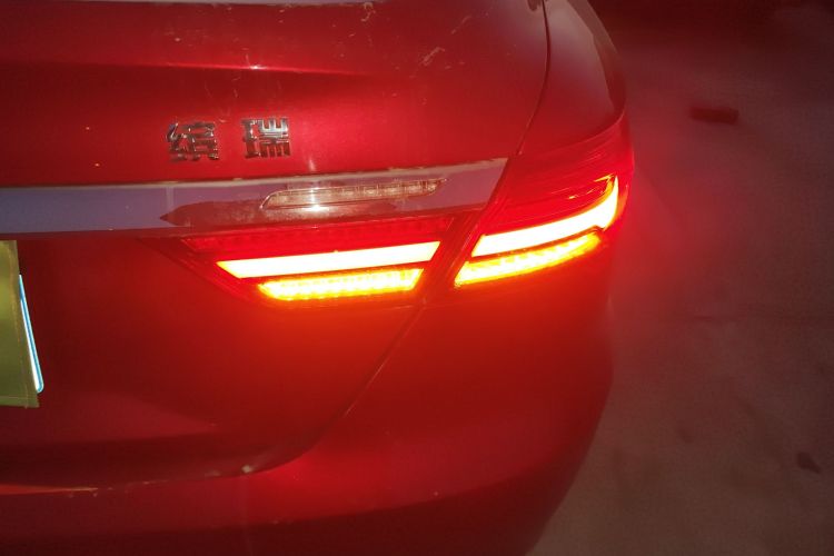 GEELY Binray 2020 car image #8