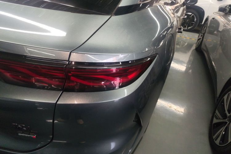 BYD HanL 2025 car image #8