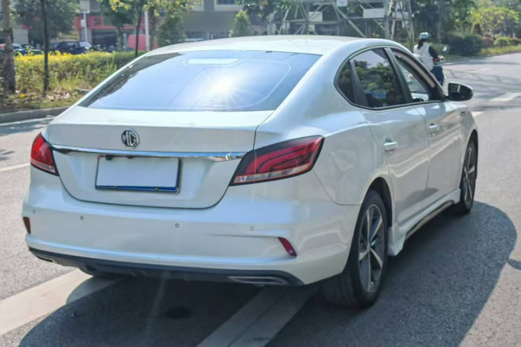 MG 6 2020 car image #8