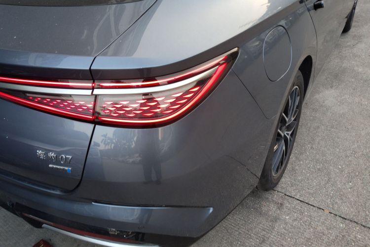 BYD Seal 07 DM-i 2025 car image #8