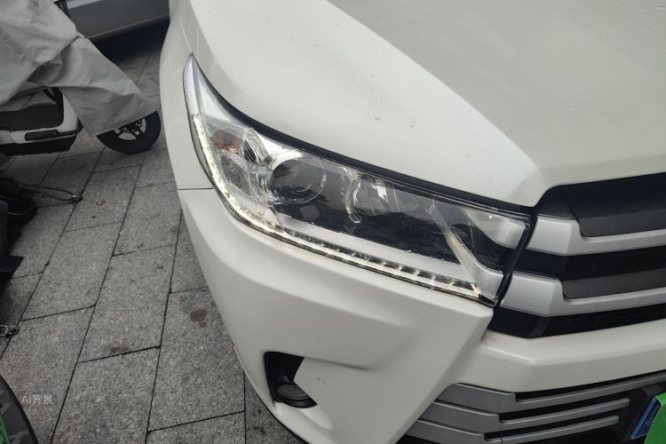 Toyota Highlander 2019 car image #8