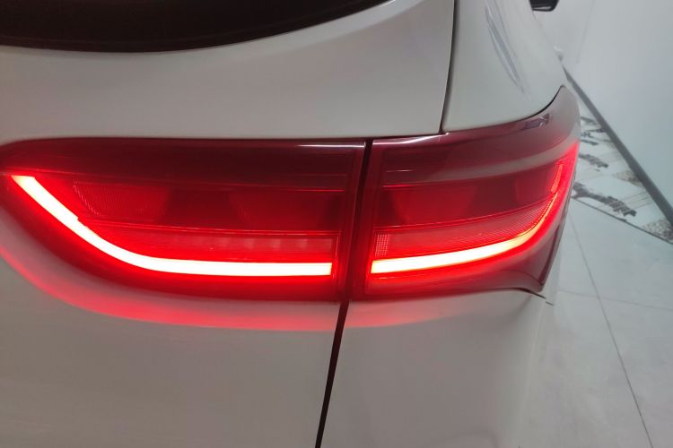 X70M 2022 #8 X70M 2022 car image #8