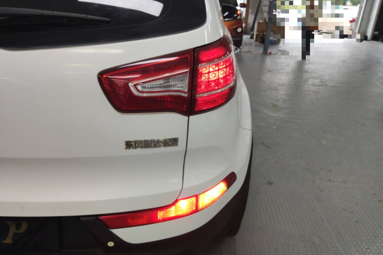 Kia Sportage R 2013 car image #8