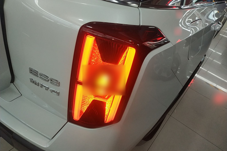 GAC Trumpchi ES9 2023 #8 GAC Trumpchi ES9 2023 car image #8