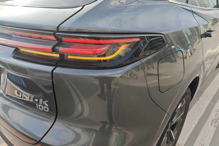 Changan UNI-K iDD 2023 car image #8