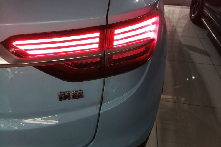 GEELY Coolray 2020 imagen de coche #8