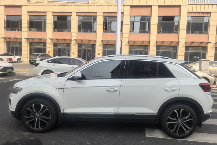 T-Roc 2019 car image #8
