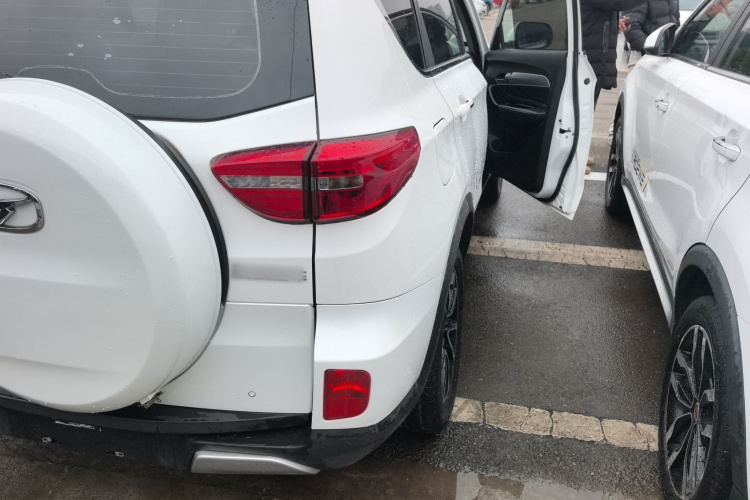 Kaiyi X3 2020 #8 Kaiyi X3 2020 car image #8