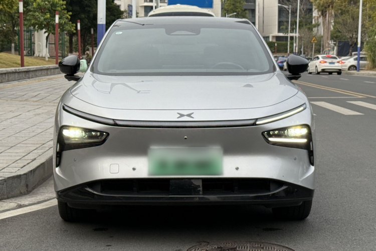 小鹏 2025 汽车图片 #8