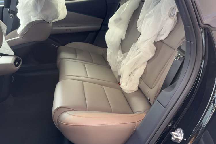 Lynk & Co #8 Lynk & Co immagine di auto #8