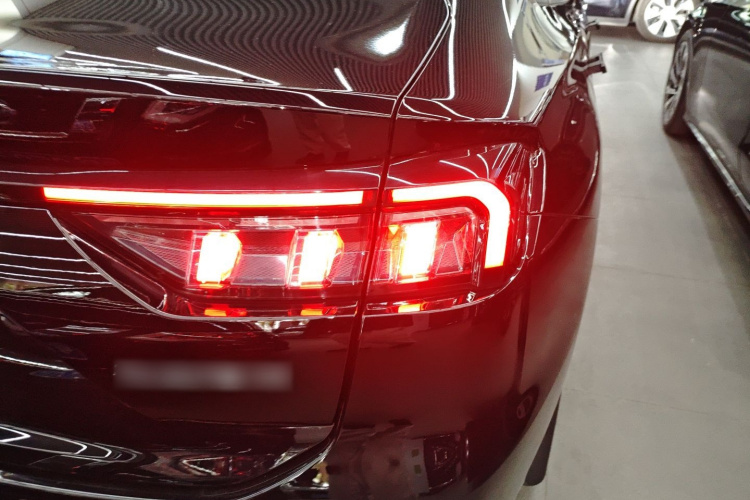 Ford Mondeo 2025 car image #8