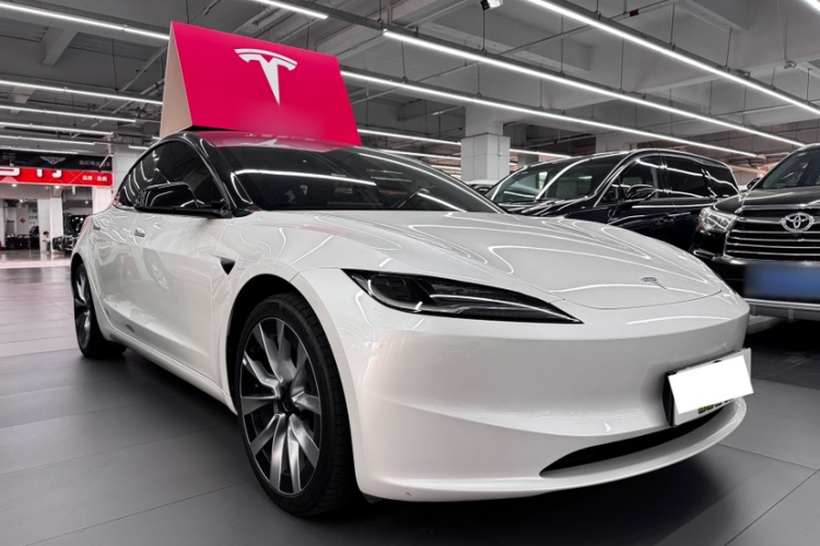 Tesla Model 3 2023 #8 Tesla Model 3 2023 car image #8