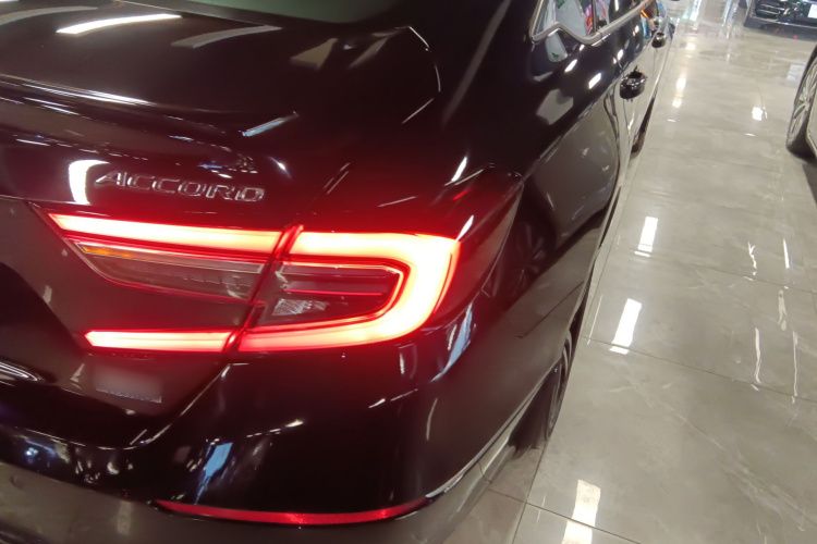 Honda Accord 2023 #8 Honda Accord 2023 car image #8