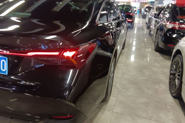 Toyota Avalon 2025 car image #8