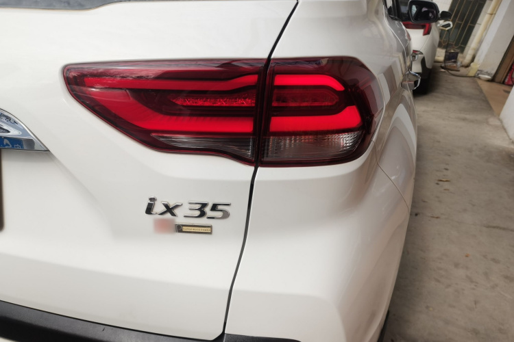 Hyundai ix35 2018 #8 Hyundai ix35 2018 صورة سيارة #8