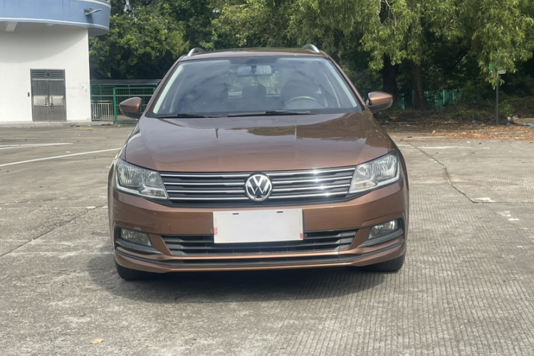 Volkswagen Gran Lavida 2018 immagine di auto #8