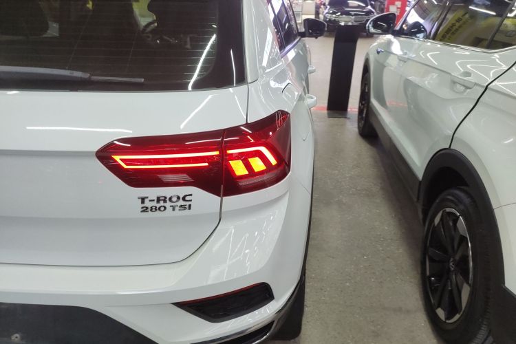 T-Roc 2019 #8 T-Roc 2019 car image #8