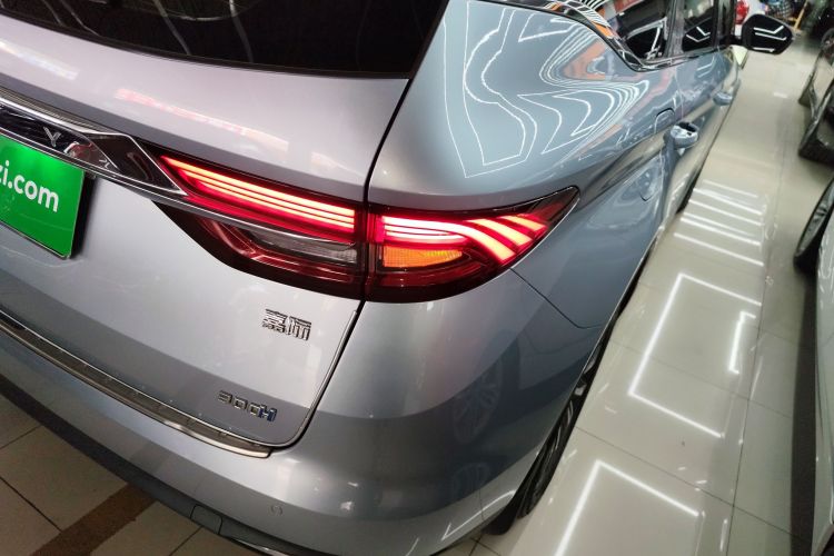 GEELY JiaJi 2019 car image #8