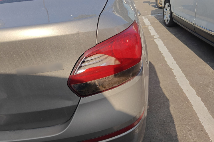 Kia Pegas 2018 image de voiture #8