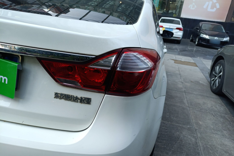 Kia K3 2018 car image #8