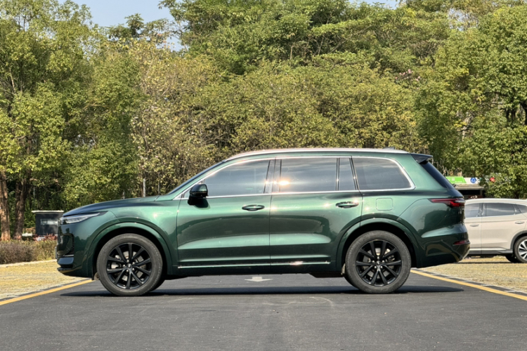 Li One 2022 imagem de carro #8