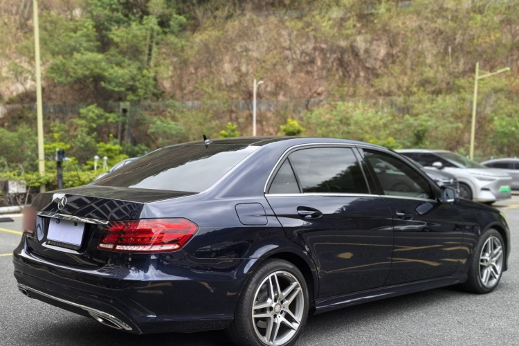 Mercedes-Benz E Class 2015 car image #8