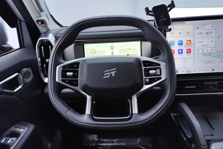 Jetour Traveller 2024 car image #8